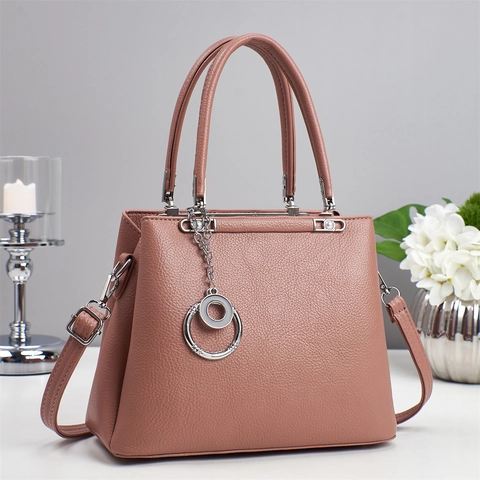 Damen Mode Shopper PU Leder Große Kapazität Handtasche Lässige Pendler Schulter Umhängetasche Mit Metallanhänger