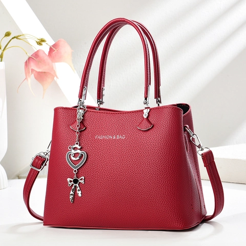 Elegante Borsa A Mano Da Donna In Pelle PU Con Grana Di Litchi E Pendente A Cuore Borsa A Tracolla Versatile Design Di Tendenza