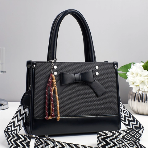 Women Handbag PU Leather Woven Patchwork Bow Decor Wide Geometric Strap Retro Style Shoulder Crossbody Bag