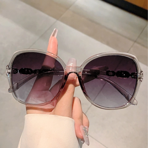 Women Oversized Square Sunglasses With PC Frame UV400 Polarized Gradient Lens And Metal Chain Temple Fashion Streetwear
