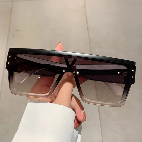 Oversized Square Sunglasses Flat Top UV400 Protection PC Frame Metal Rivets Retro Fashionable Outdoor Accessory