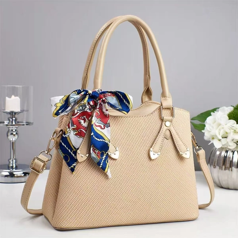 Bolso De Mano Elegante De Cuero PU Tejido Con Pañuelo Decorativo Asa Bolso Bandolera Para Mujer Trabajo Diario Urbano Simple