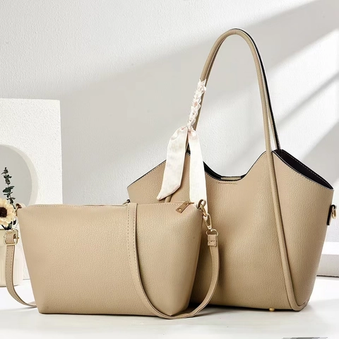 Women PU Leather Litchi Grain Tote Bag And Crossbody Bag Set Large Capacity Multi Compartment Scarf Decor Simple Elegant
