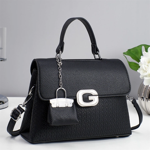 Damen Handtasche PU Leder Litschi Textur Strass G Buchstaben Dekor Umhängetasche Mit Mini Anhänger Elegant