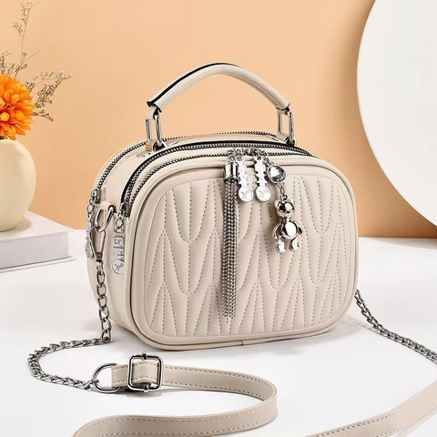 Women Quilted PU Leather Handbag Multiple Zipper Pockets Elegant Shoulder Crossbody Bag With Bear Pendant Tassel Versatile