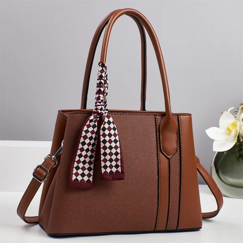 Borsa Tote Da Donna In Pelle PU Tessuto Patchwork Borsa A Spalla Con Decorazione In Raso Elegante Pendolarismo Grande Capacità