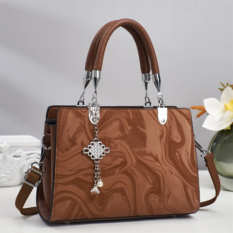 Borsa Da Donna In Pelle PU Con Trama Marmo Elegante Borsa A Mano E Tracolla Con Pendente Nodo Cinese E Perla Artificial