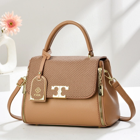 Sac À Main Femme Cuir PU Design Épissé Grande Capacité Sac À Bandoulière Avec Boucle Métallique Et Bandoulière Réglable