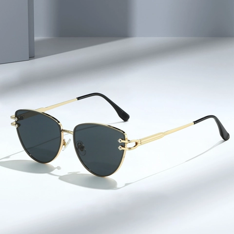 Mode Kattenoog Driehoek Metalen Frame Zonnebril UV400 Bescherming Trendy Outdoor Rijbril Unisex