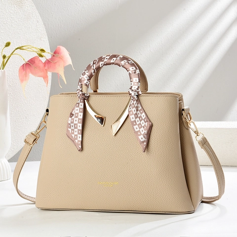 Borsa A Mano Da Donna In Pelle PU Grana Litchi Con Foulard Decorativo Grande Capacità Borsa A Tracolla Moda