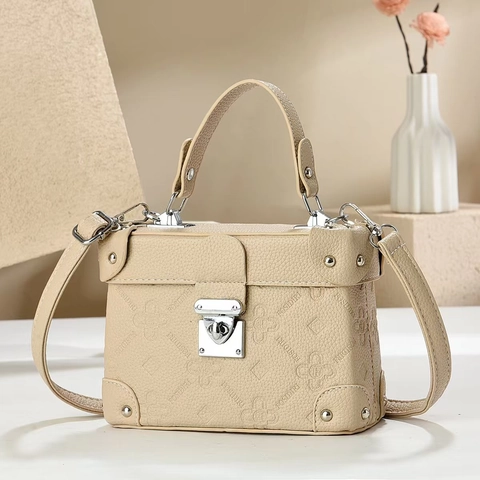 Elegant Women Box Trunk Handbag Litchi Pattern PU Leather Embossed Shoulder Crossbody Bag With Silver Lock