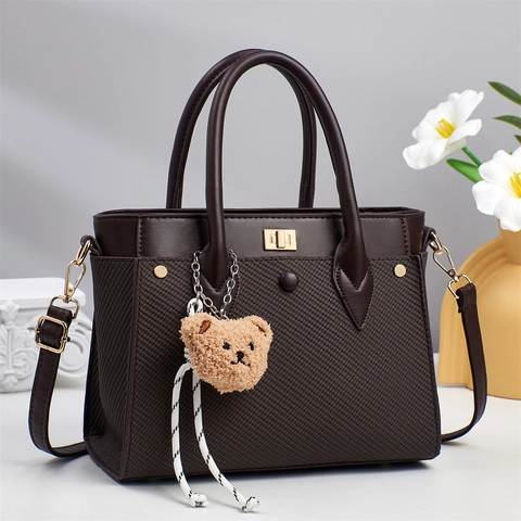 Borsa da Donna in Pelle PU Casual Borsa a Tracolla Pendolare Con Pendaglio Orso Texture Intrecciata Borsa per Uso Quotidiano Donna