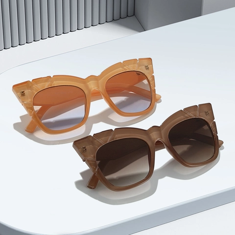 Occhiali Da Sole Geometrici Cat Eye Protezione UV400 Moda Montura Spessa Lenti Sfumate Occhiali Alla Moda Per Uomini Donne