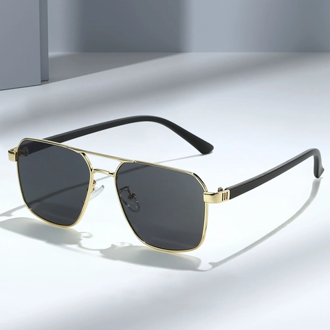 Aviator Sunglasses For Men Metal Square Frame Double Bridge UV400 Protection Fashion Retro Outdoor Driving Eyewear