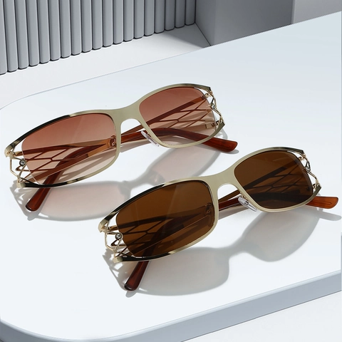 Y2K Zonnebril Dames Metaal Hol Geometrisch Frame Retro Punk Stijl UV400 Bescherming Mode Streetwear Bril