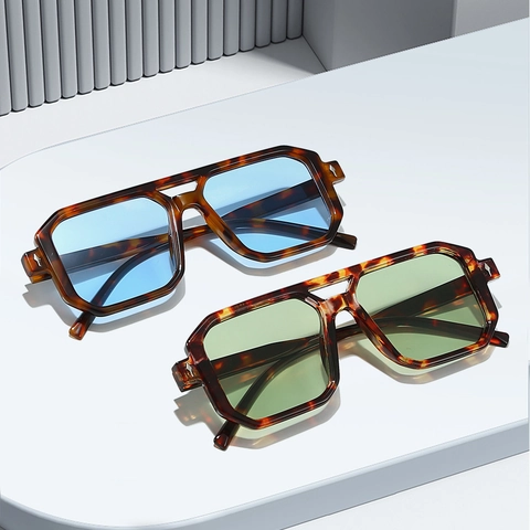 Square Sunglasses Vintage Double Bridge PC Frame UV400 Protection Metal Arrow Decoration Fashion Unisex