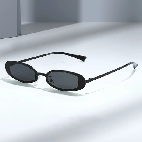 Retro Small Oval Metal Sunglasses UV400 Protection Vintage Fashion Eyewear For Men And Women