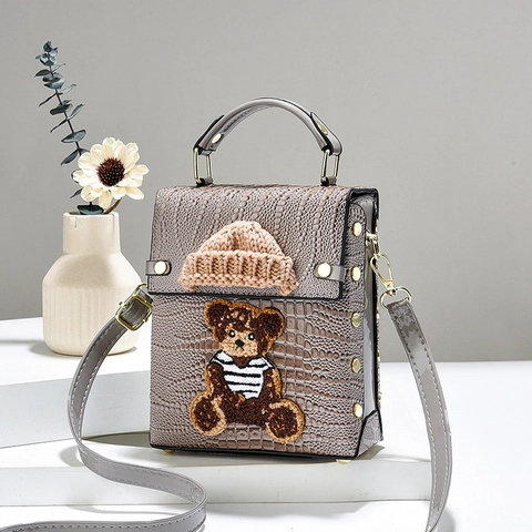 Women Crossbody Bag Crocodile Embossed PU Leather Teddy Bear Patch With Knitted Hat Small Square Shoulder Bag Top Handle