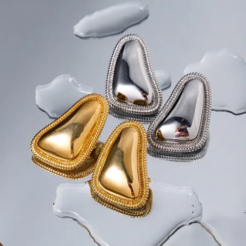 18 Karat Vergoldete Edelstahl Geometrische Dreieck Ohrstecker Für Damen Trendy Brotstruktur Kante Trendy Mode Schmuck