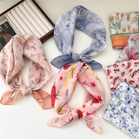 Foulard Quadrato Con Stampa Floreale Traspirante Poliestere Cotone Morbido Leggero Accessorio Decorativo Da Donna Elegante