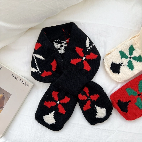 Knit Scarf Floral Clover Jacquard Cross Pull Through Neck Warmer Winter Autumn Korean Style Elegant Accessories For Women
