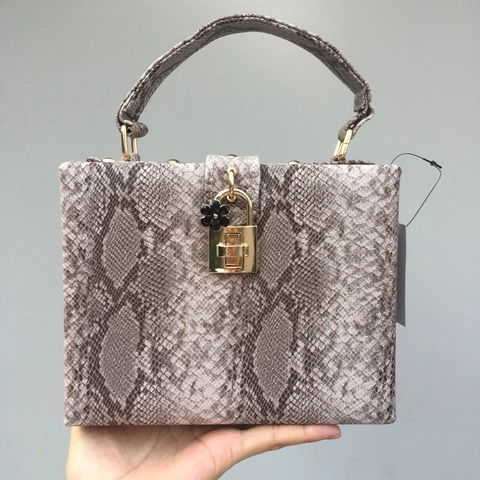 Dames Retro Box Handtas Python Print PU Leer Gouden Sluiting Bloemenhanger Elegante Handtas Schoudertas