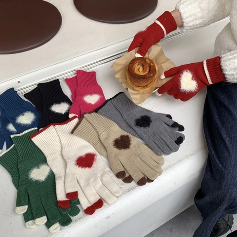 Guantes De Invierno Cálidos De Punto Con Patrón De Corazón Pantalla Táctil Color De Contraste Parche De Felpa Estilo Dulce Mujer