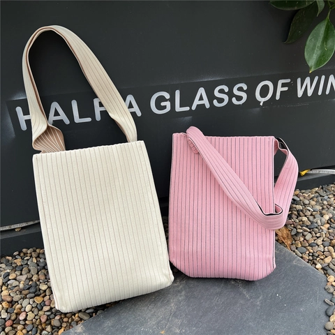 Knitted Pleated Tote Bag Large Capacity Solid Color Vertical Stripe Shoulder Bag Casual Shopping For Women