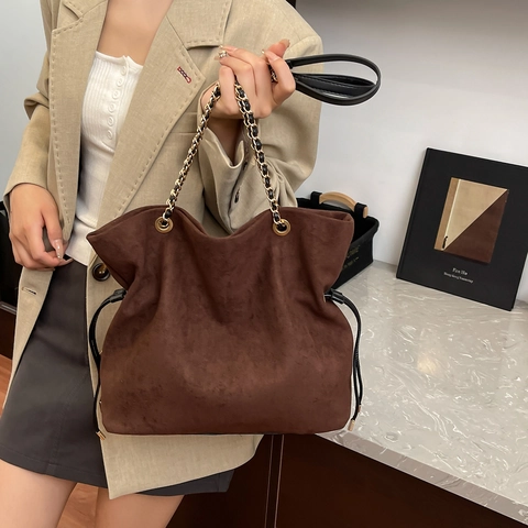 Women Vintage Suede Shoulder Bag Large Capacity Tote Minimalist Chain Strap Drawstring Slouchy Hobo Handbag