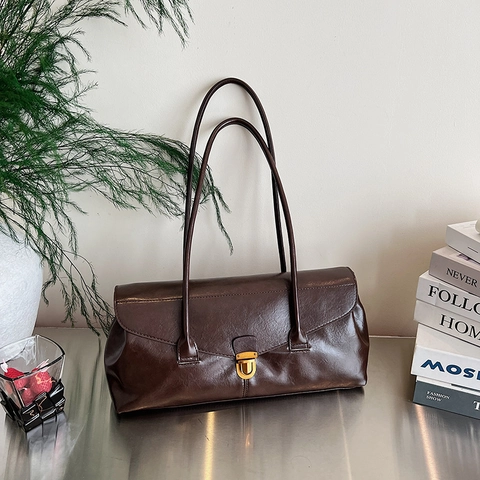 Vintage PU Leather Baguette Bag Women Retro Underarm Shoulder Bag Large Capacity Commuting Handbag Metal Buckle