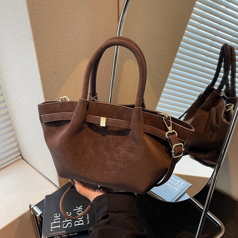 Women Matte PU Leather Handbag Retro Pleated Wing Design Shoulder Crossbody Bag Vintage Style For Daily Use