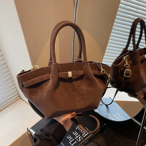 Women Matte PU Leather Handbag Retro Pleated Wing Design Shoulder Crossbody Bag Vintage Style For Daily Use