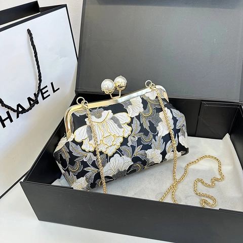 Vintage Abendtasche Mit Blumenstickerei Künstliche Perlenverschluss Goldkette Crossbody Handtasche Elegant Retro Stil Damen