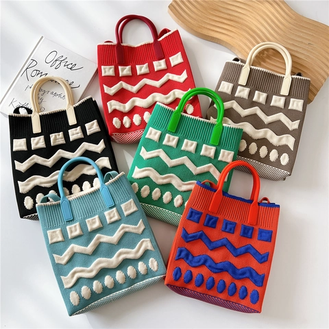 Knitted Crossbody Bag Polyester Geometric Pattern Mini Lightweight Sweet Portable Small Bucket Bag For Women