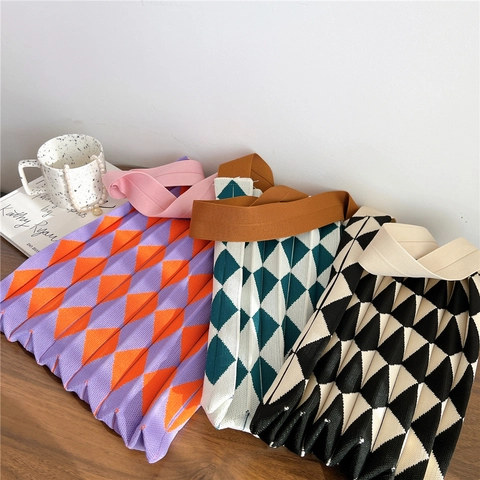 Knit Tote Bag Argyle Plaid Pleated Shoulder Bag Foldable Niche Design Korean Style Retro Elastic Polyester Women