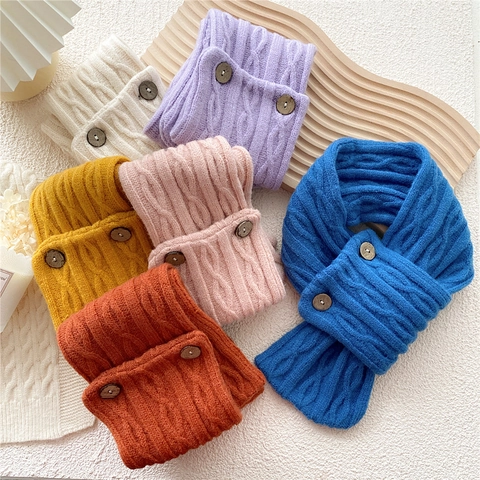 Winter Schal Damen Strick Halswärmer Zopfmuster Holzknöpfe Überkreuzter Verschluss Warm Modischer Nackenschutz Weiches Polyester