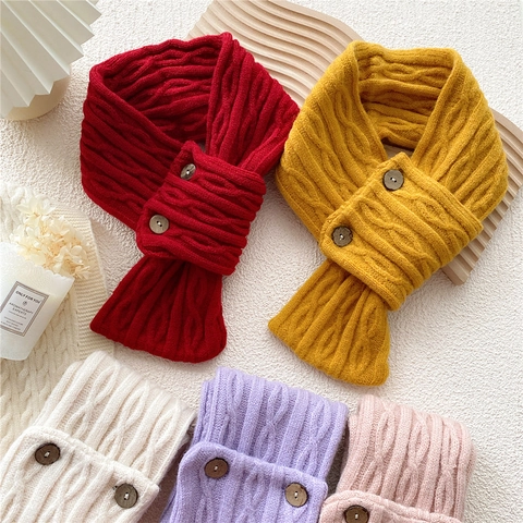 Winter Schal Damen Strick Halswärmer Zopfmuster Holzknöpfe Überkreuzter Verschluss Warm Modischer Nackenschutz Weiches Polyester