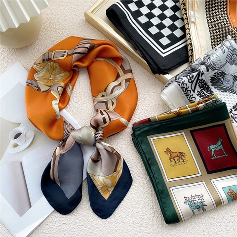 Women Elegant Square Scarf Satin Polyester Satin Like Neck Wrap Fashion Printed Equestrian Pattern Head Hair Tie Accessory