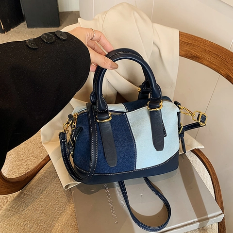 Bolso Boston Patchwork De Mezclilla Para Mujer Vintage Color En Contraste Bolso De Mano Cuero Sintético Bolso De Hombro Herrajes Dorados