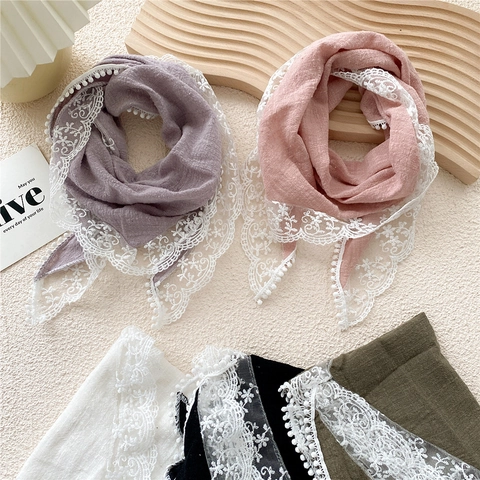 Foulard A Triangolo Retro Da Donna Con Bordo In Pizzo E Pompon Consistenza Cotone Lino Elegante Bandana