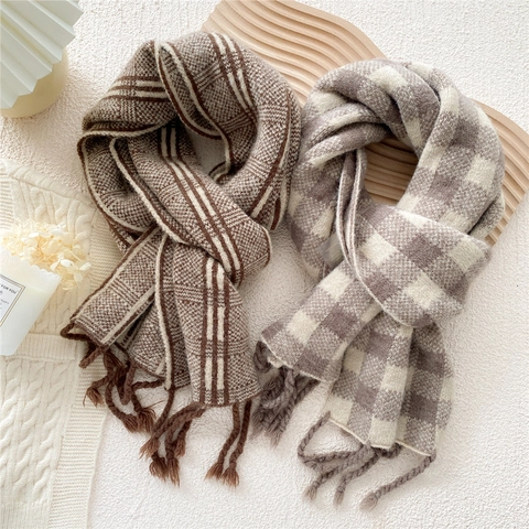 Sciarpa In Maglia Invernale Con Nappine Motivo Plaid Morbido Scaldacollo Caldo Scialle Classico Donna