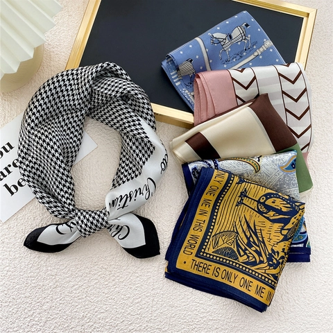 Pañuelo De Satén Cuadrado Bandana Diadema Accesorio De Bolso Elegante Satén De Mora Estampado Moda Para Mujeres