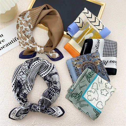 Pañuelo De Satén Cuadrado Bandana Diadema Accesorio De Bolso Elegante Satén De Mora Estampado Moda Para Mujeres