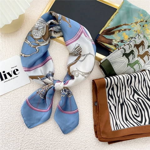 Sciarpa Quadrata Donna Effetto Raso Stampa Vintage Satina Bandana Collo Accessorio Decorativo Borsa Elegante Leggera