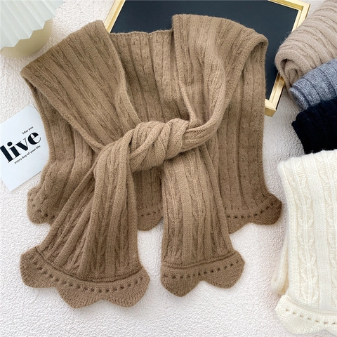 Knitted Shawl Fake Collar For Women Soft Yarn Cable Knit Neck Warmer With Scalloped Edge Knot Front Winter Accessory