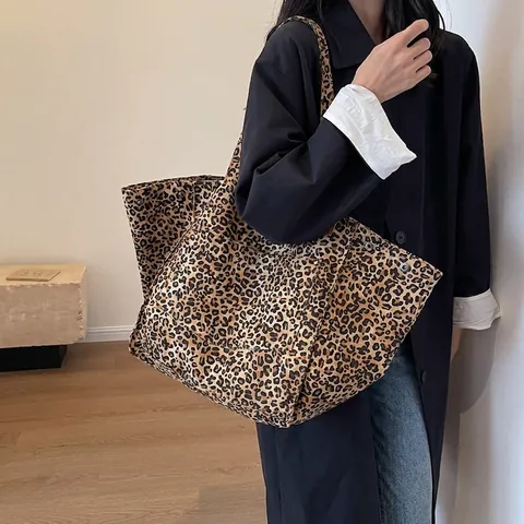 Leopard Muster Tote Bag Große Kapazität Leinwand Schulterhandtasche Mit Lederaufnäher Metallnieten Für Frauen Pendeln