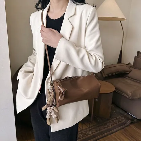 Borsa A Spalla A Cilindro In Pelle PU Da Donna Retro Fiocco Borsa A Tracolla Con Ciondolo A Coniglio Chic Versatile