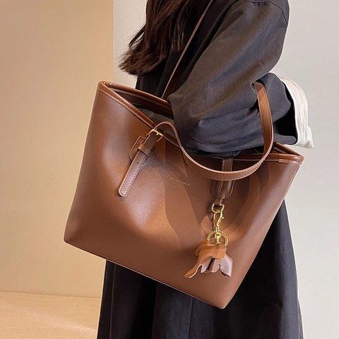 Borsa Tote Grande Capacità In Pelle PU Borsa A Spalla Da Donna Elegante Alla Moda Con Pendente A Elefante