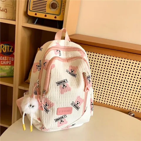 Gewatteerde Nylon Rugzak Dames Grote Capaciteit Cartoon Beer Print Schooltas Student Reizen Dagrugzak Met Pluche Hanger