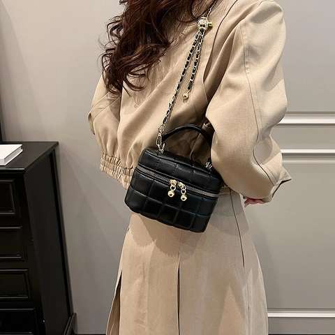 Mini Sac À Main Vanity Cuir PU Matelassé Motif Diamant Chaîne À Boule Dorée Petit Sac Bandoulière Pour Femmes